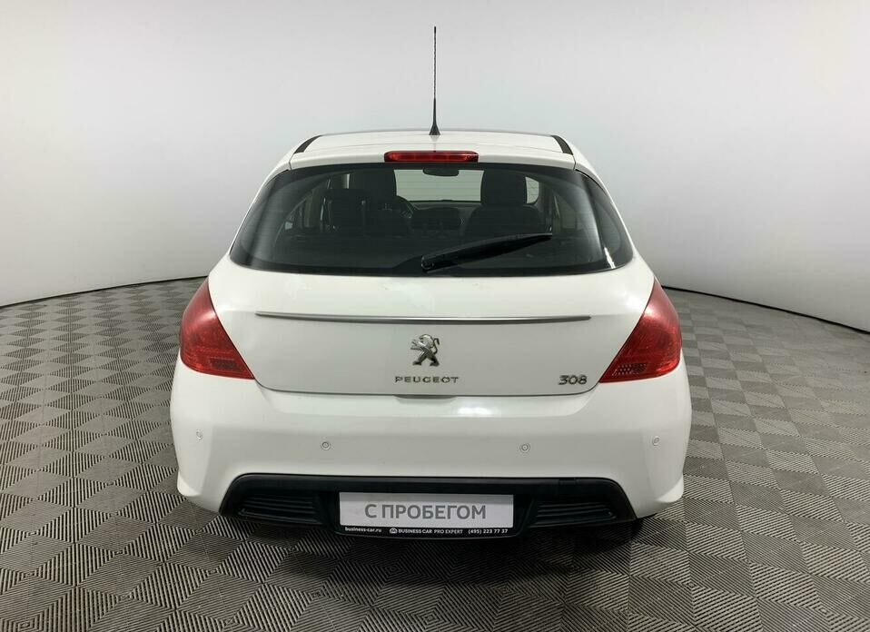 Peugeot 308 1.6 MT (120 л.с.)