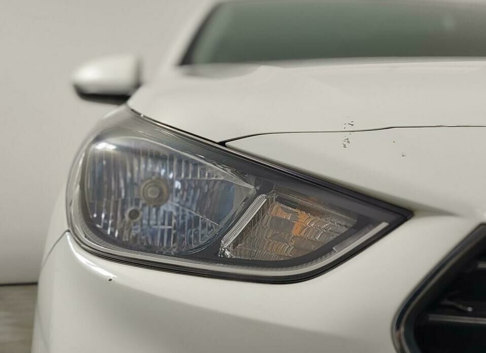 Hyundai Solaris 1.4 AT (100 л.с.)