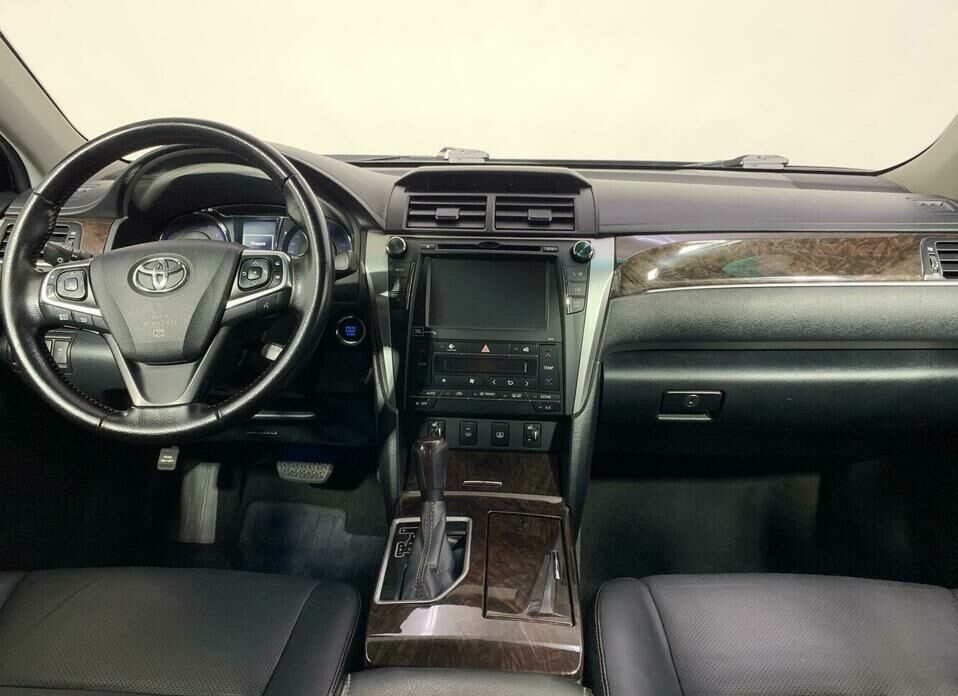 Toyota Camry 3.5 AT (249 л.с.)