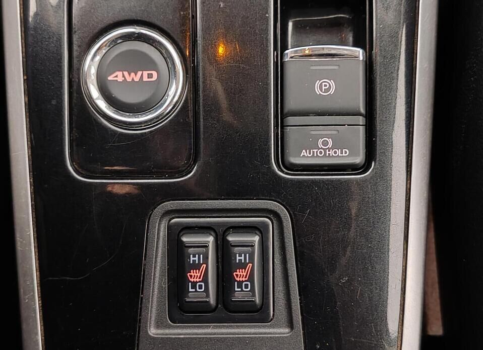 Mitsubishi Outlander, III Рестайлинг 2 2.4 CVT (167 л.с.) 4WD