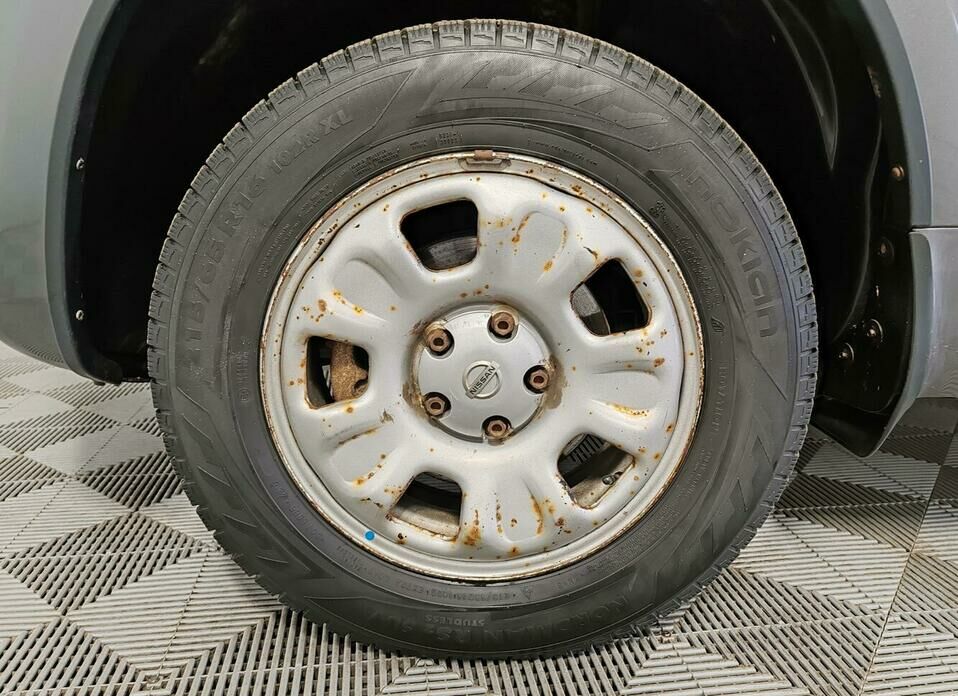 Nissan Terrano 2.0 AT (143 л.с.) 4WD