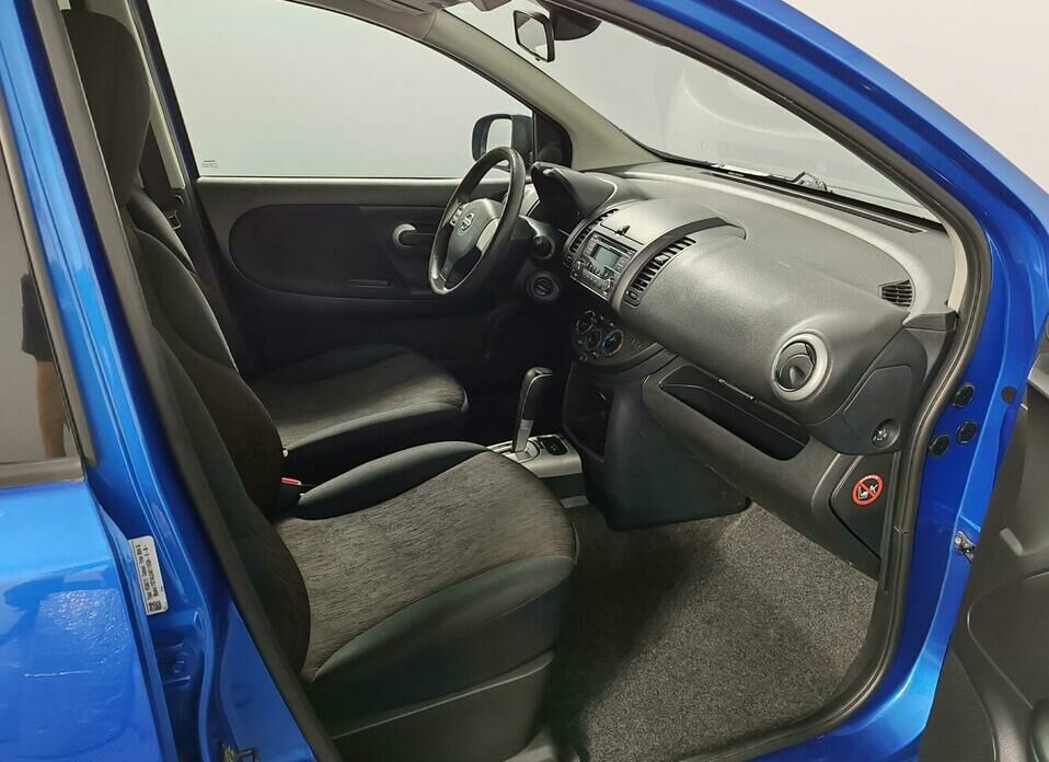 Nissan Note 1.6 AT (110 л.с.)