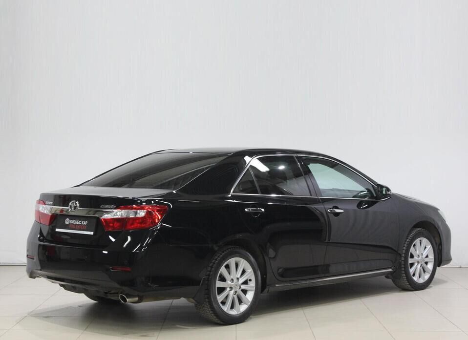 Toyota Camry, VII (XV50) 2.5 AT (181 л.с.)