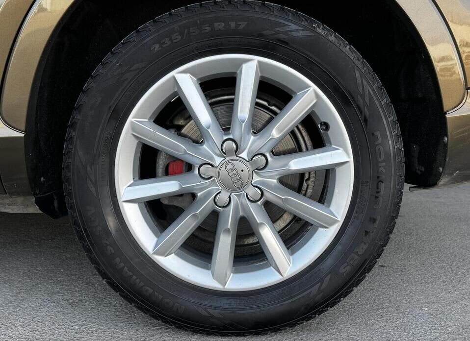 Audi Q3, I (8U) 2.0 AMT (170 л.с.) 4WD