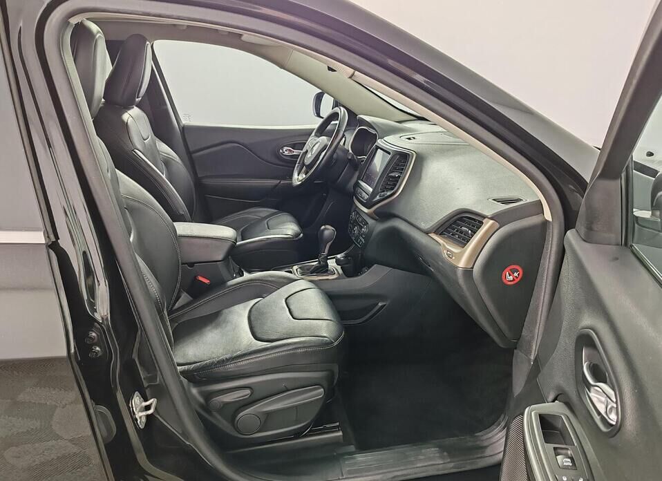 Jeep Cherokee 2.0d AT (170 л.с.) 4WD