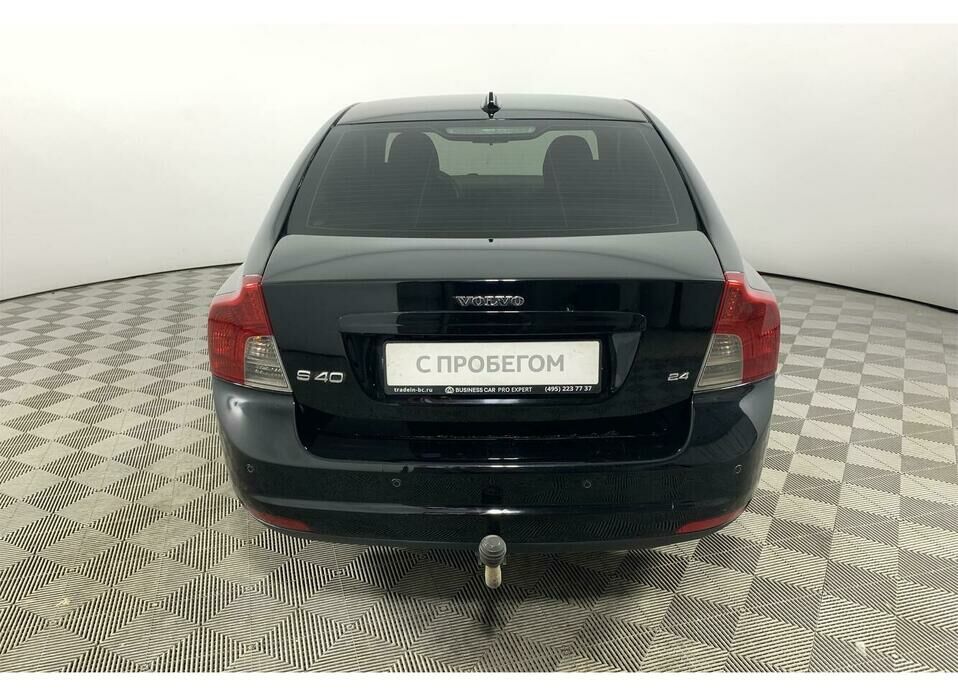 Volvo S40 2.4 AT (140 л.с.)