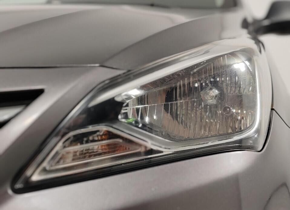 Hyundai Solaris 1.4 AT (107 л.с.)