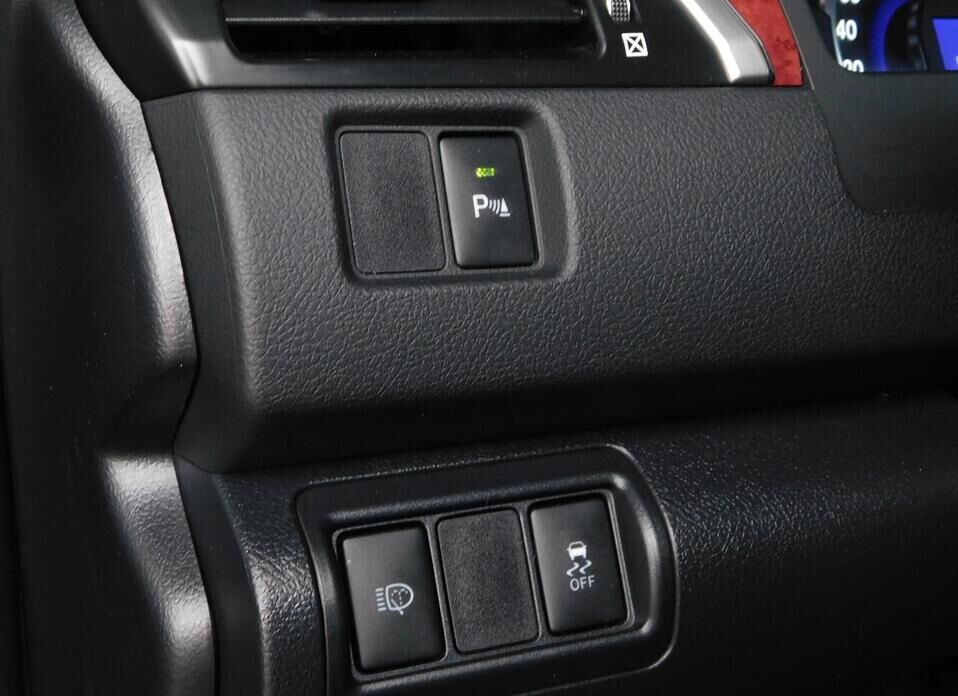 Toyota Camry, VII (XV50) 2.5 AT (181 л.с.)