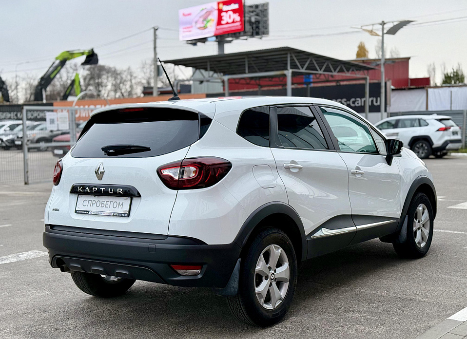 Renault Kaptur, I Рестайлинг 1.6 MT (114 л.с.)