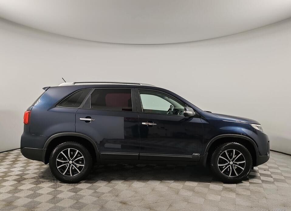 Kia Sorento, II Рестайлинг 2.4 AT (175 л.с.) 4WD