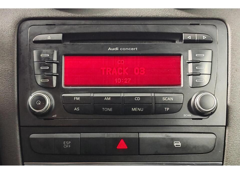 Audi A3, II (8P) Рестайлинг 2 1.4 AMT (125 л.с.)