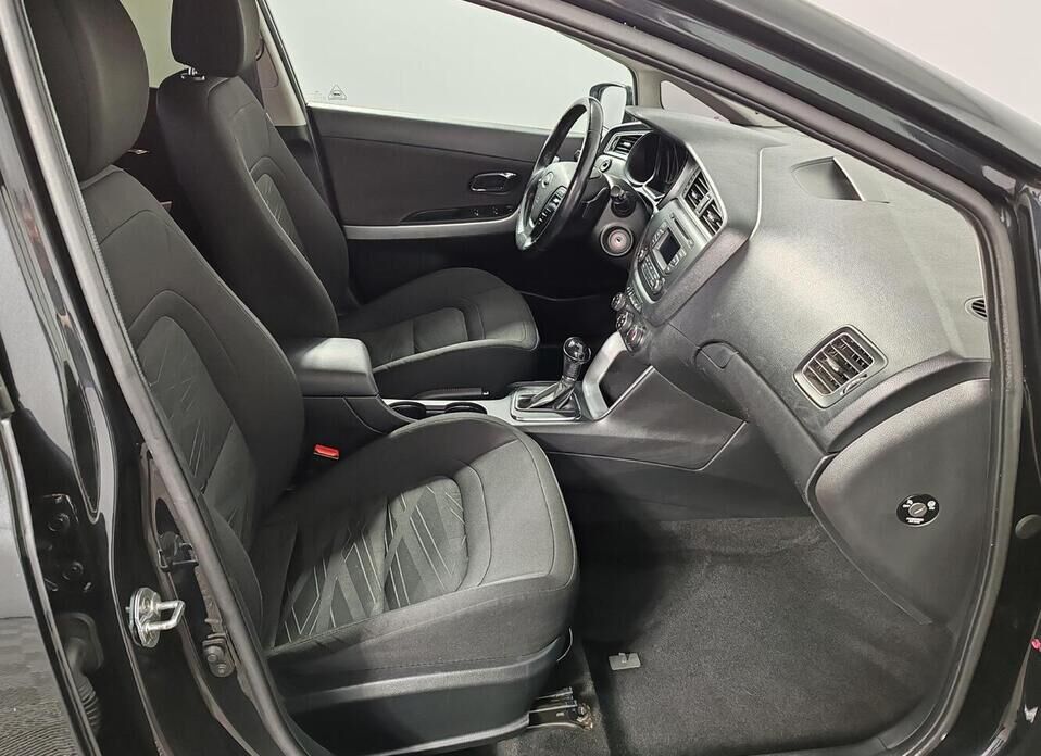 Kia Ceed, II Рестайлинг 1.6 AT (130 л.с.)