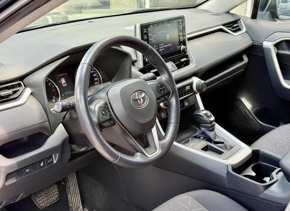 Toyota RAV4, V (XA50) 2.0 CVT (149 л.с.)