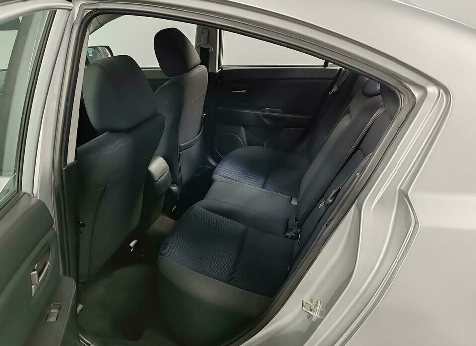 Mazda 3 1.6 AT (105 л.с.)