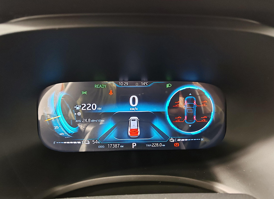 Москвич 3е Electro AT (50 кВт)