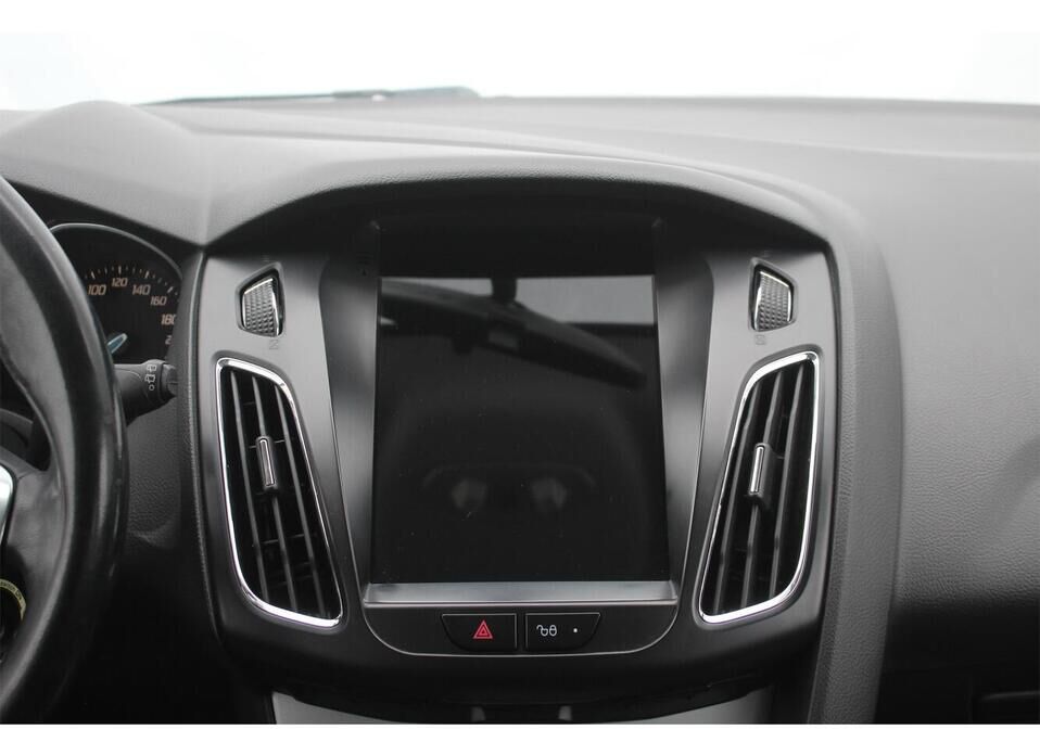 Ford Focus, III 1.6 AMT (125 л.с.)