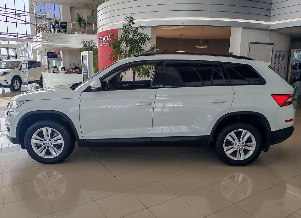 Skoda Kodiaq, I 2.0 AMT (180 л.с.) 4WD