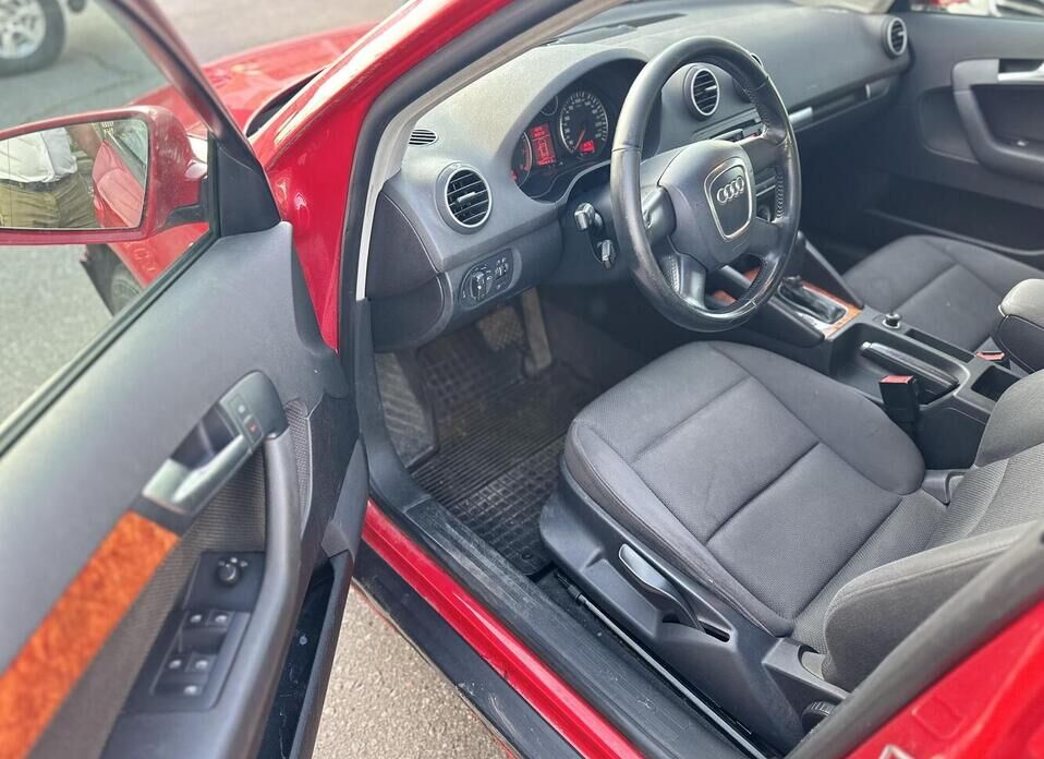 Audi A3 1.6 AT (102 л.с.)