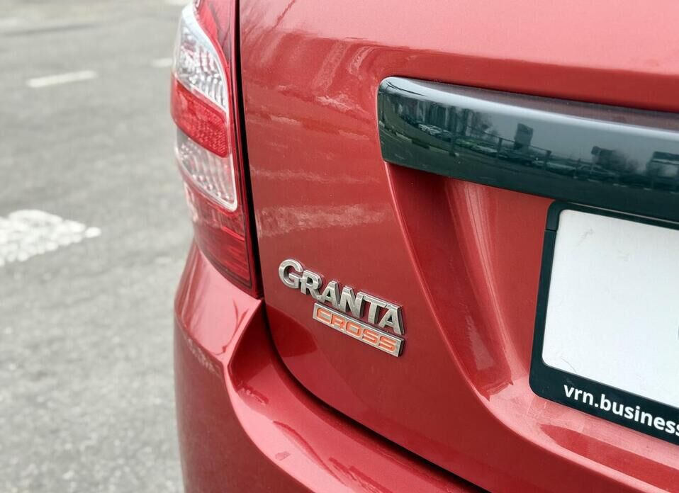 LADA (ВАЗ) Granta, I Рестайлинг Cross 1.6 MT (106 л.с.)