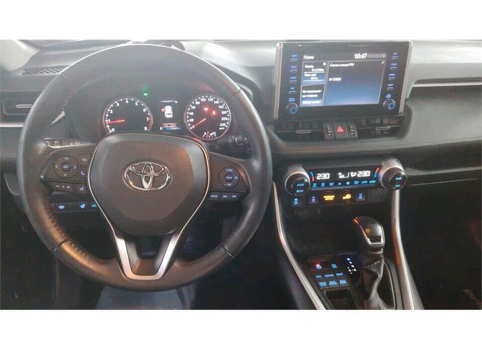 Toyota RAV4, V (XA50) 2.5 AT (199 л.с.) 4WD