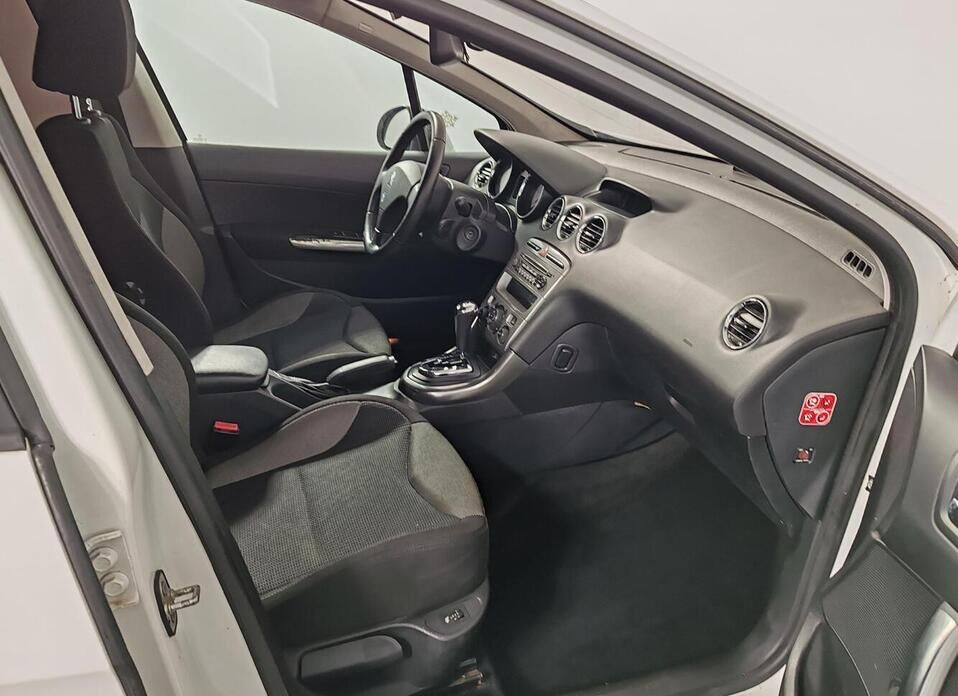 Peugeot 308, I 1.6 AT (120 л.с.)