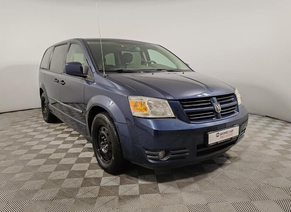 Dodge Caravan Grand 3.3 AT (173 л.с.)
