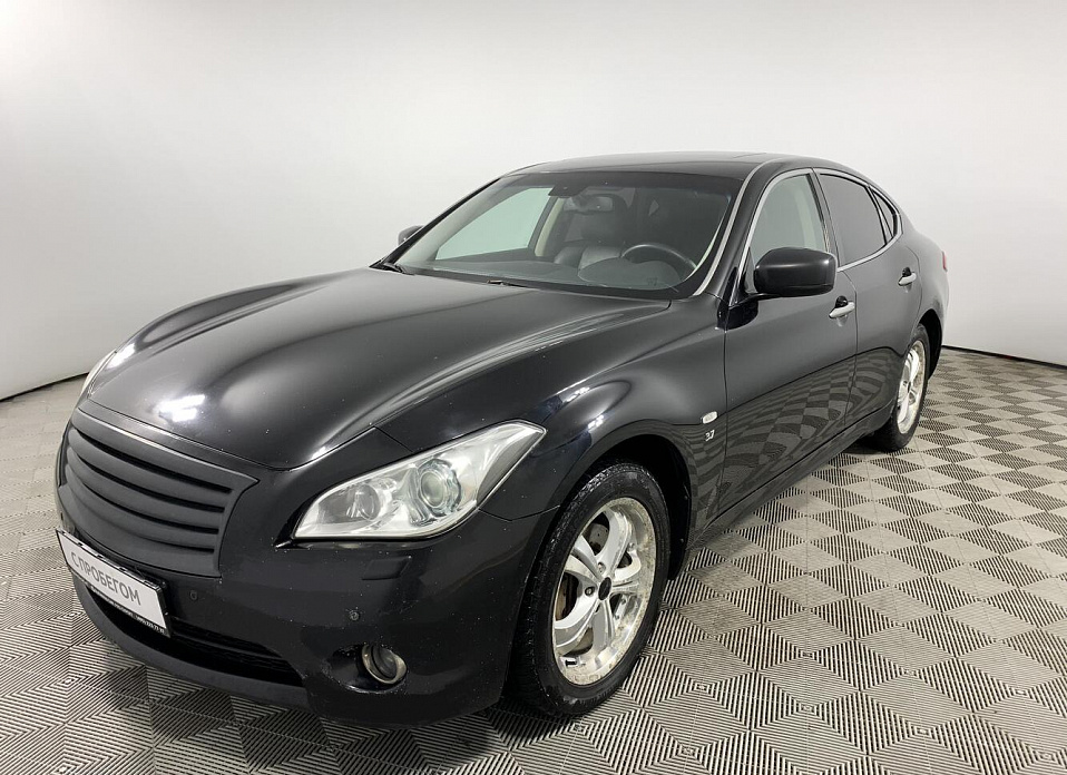 Infiniti Q70, I 3.7 AT (333 л.с.) 4WD