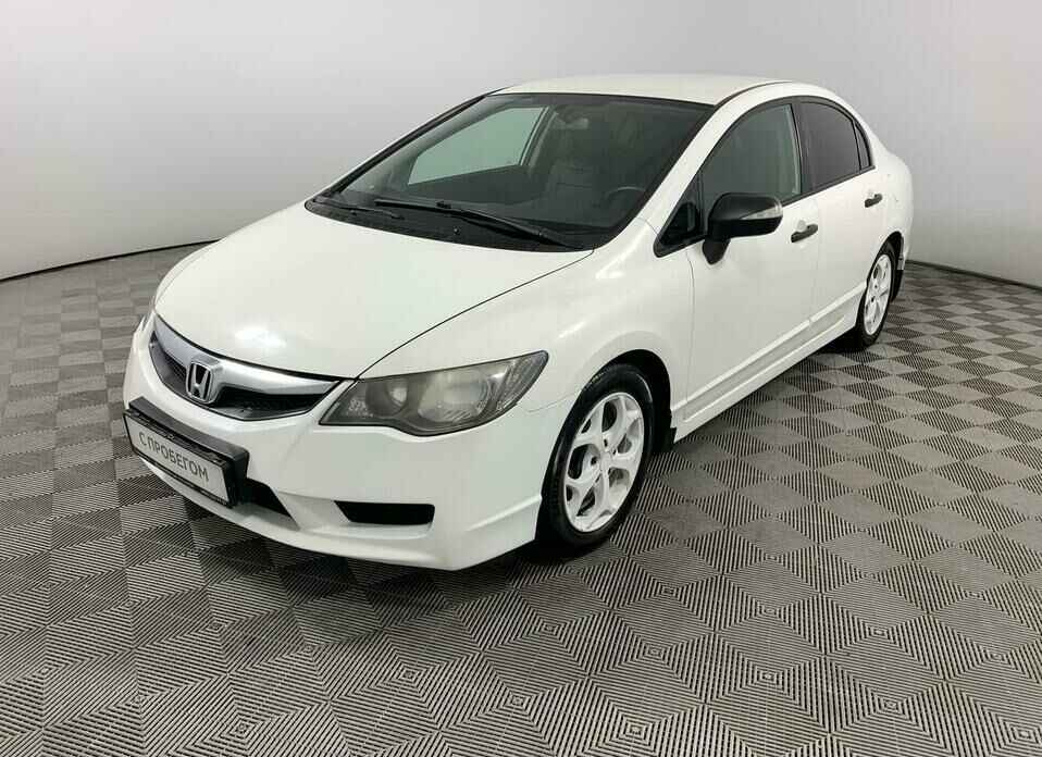 Honda Civic 1.8 MT (140 л.с.)