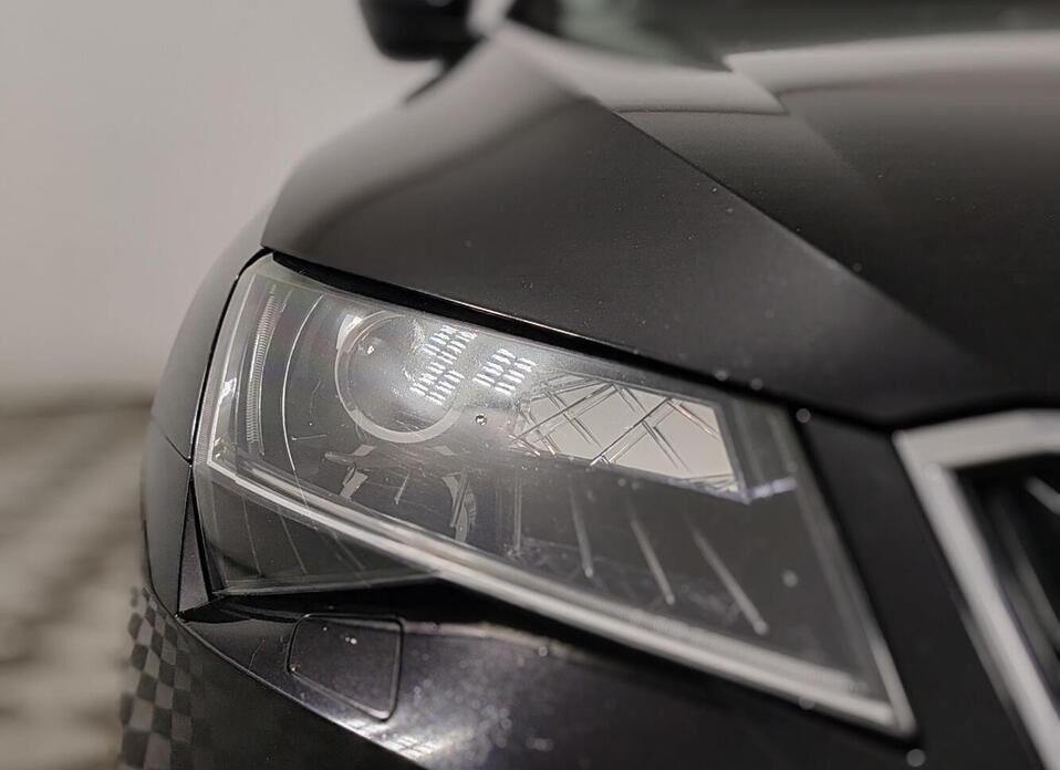 Skoda Superb, III 1.8 AMT (180 л.с.)