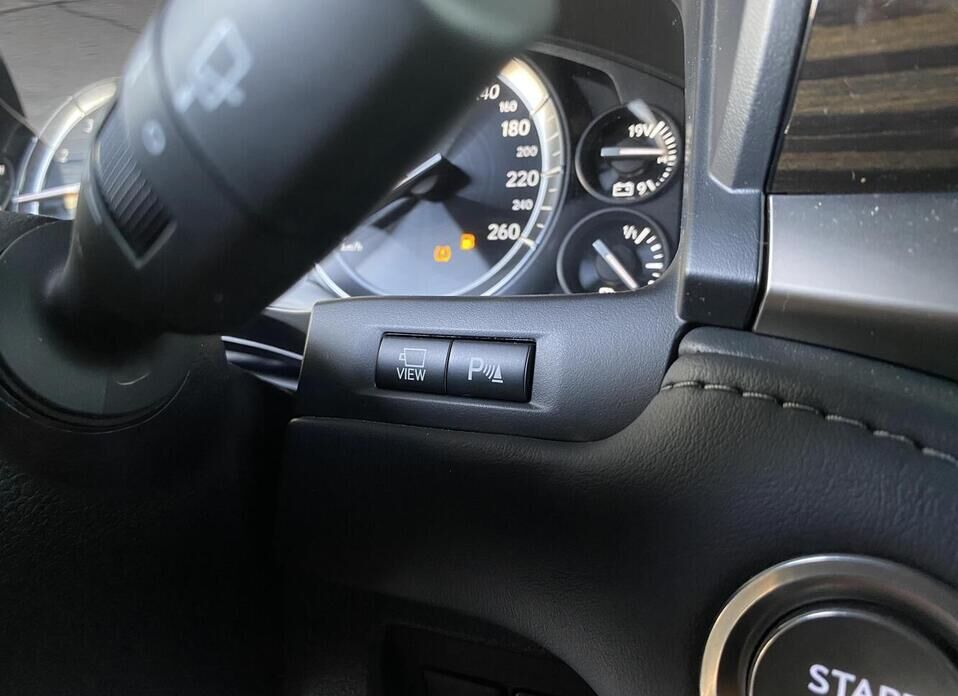 Lexus LX, III Рестайлинг 2 570 5.7 AT (367 л.с.) 4WD