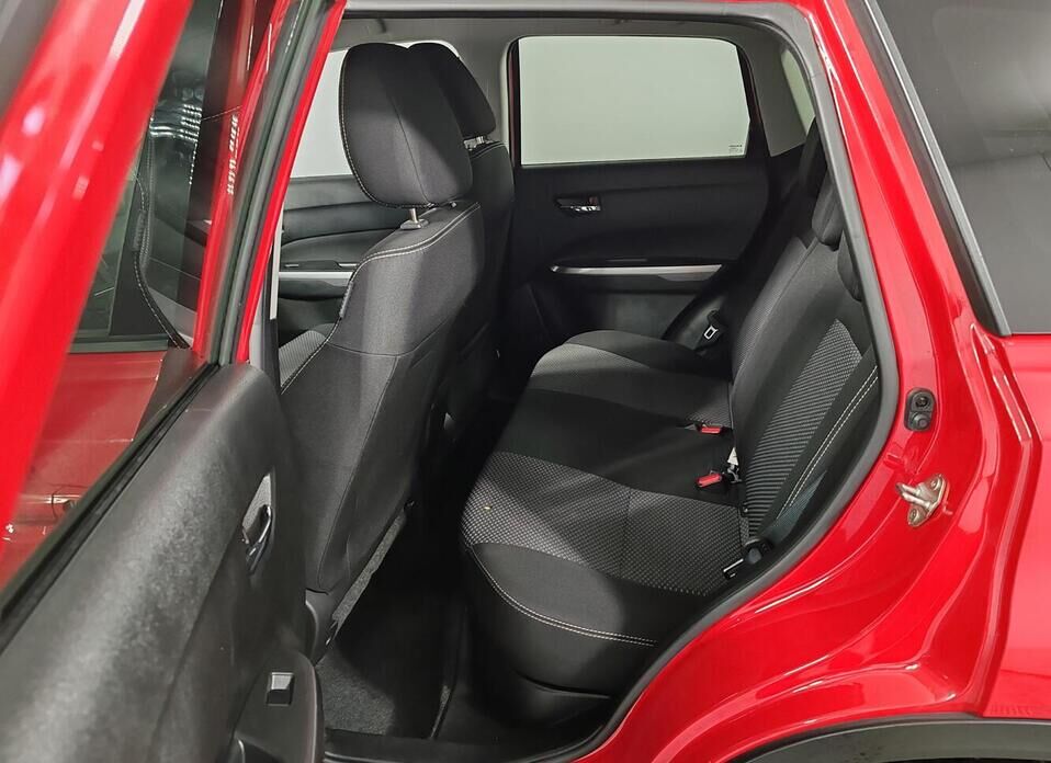 Suzuki Vitara, II Рестайлинг 1.6 AT (117 л.с.)