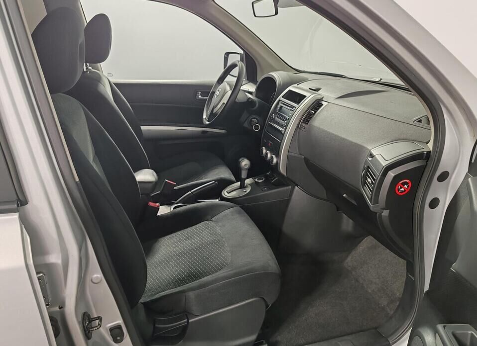 Nissan X-Trail, II Рестайлинг 2.0 CVT (141 л.с.) 4WD