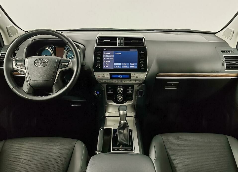 Toyota Land Cruiser Prado 2.8d AT (200 л.с.) 4WD