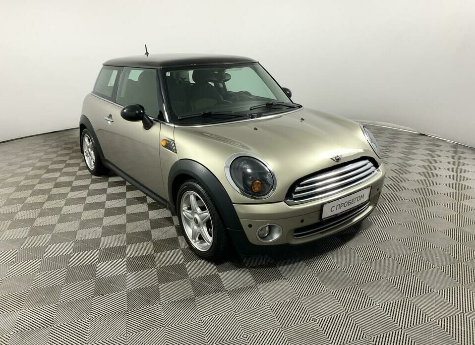 MINI Hatch Cooper 1.6 AT (120 л.с.)