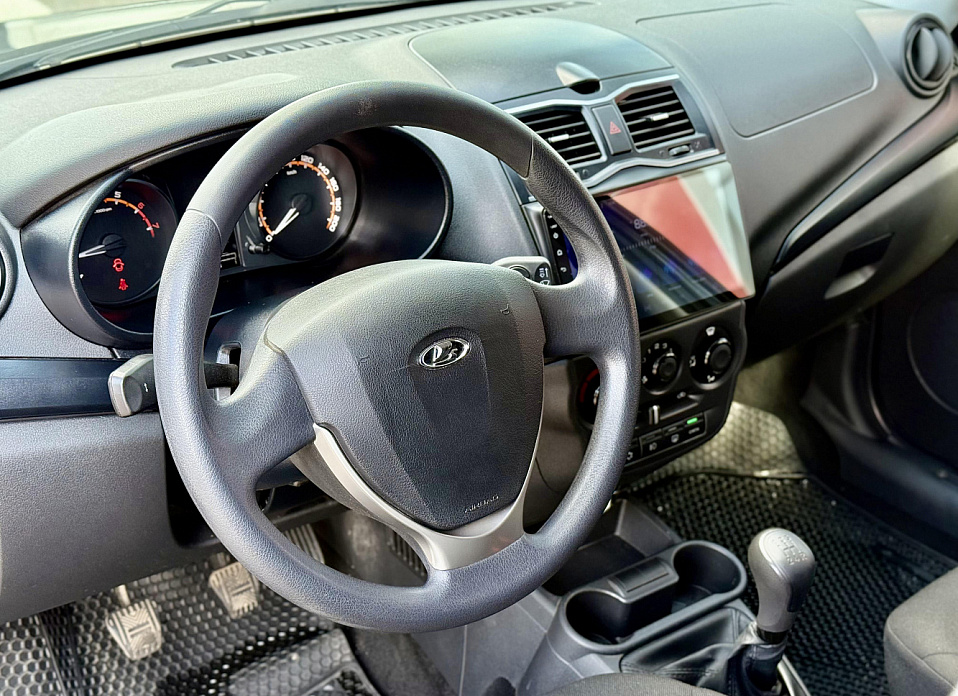 LADA (ВАЗ) Granta, I Рестайлинг 1.6 MT (90 л.с.)