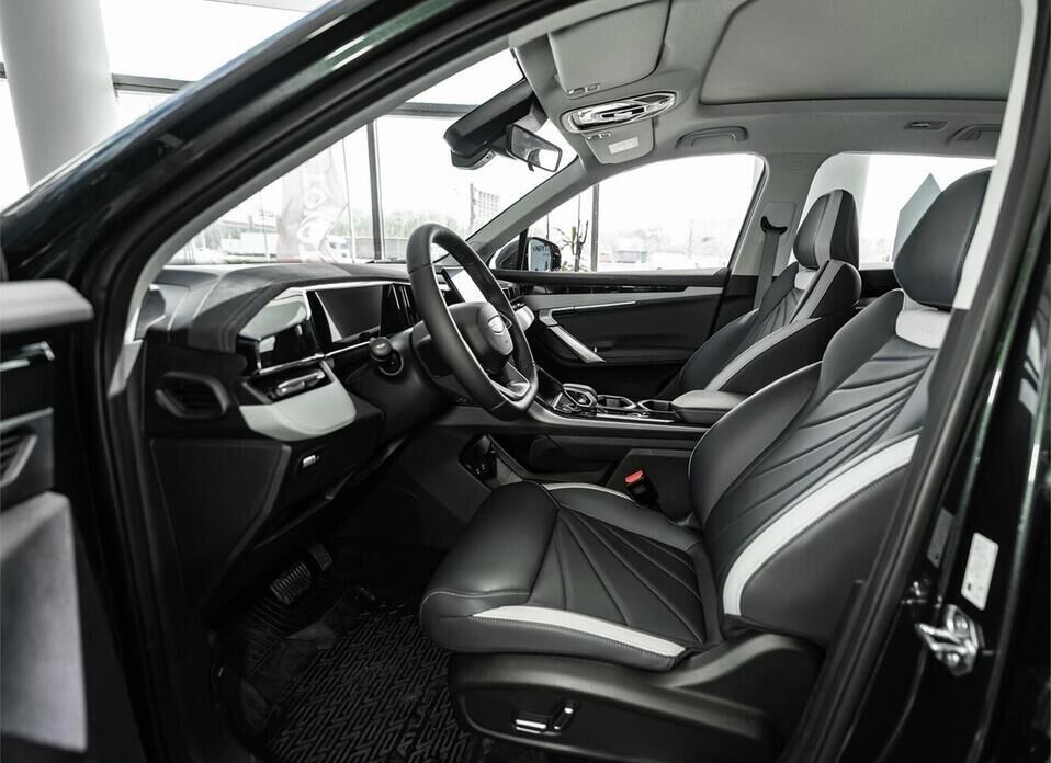 Geely Atlas, II 1.5 AMT (147 л.с.)