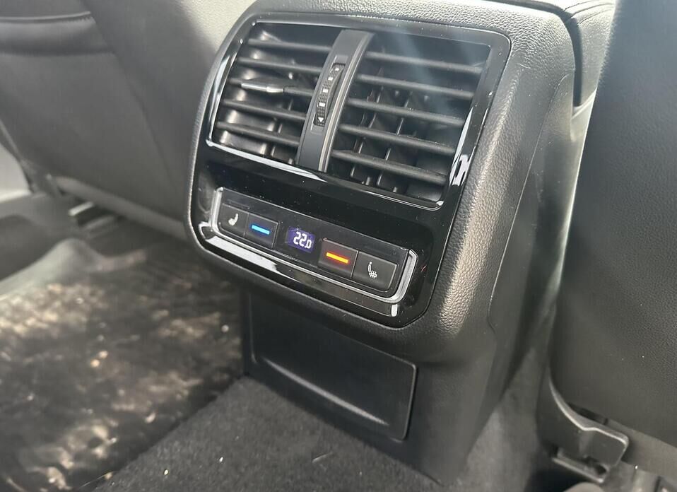 Volkswagen Passat, B8 Рестайлинг 1.4 AMT (150 л.с.)