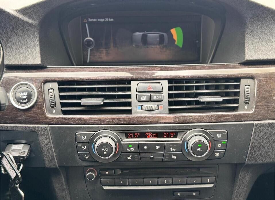 BMW 3 серии, V (E90/E91/E92/E93) Рестайлинг 320i 2.0 AT (156 л.с.)