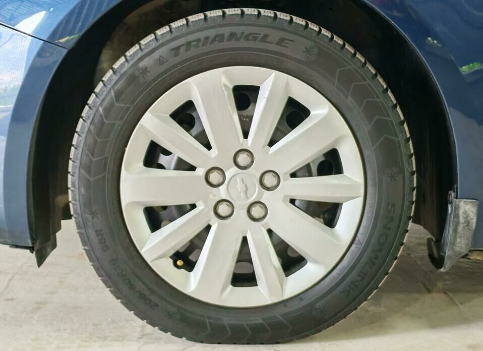 Chevrolet Cruze 1.6 AT (109 л.с.)