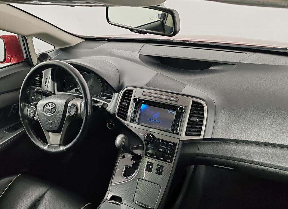 Toyota Venza, I Рестайлинг 2.7 AT (185 л.с.) 4WD