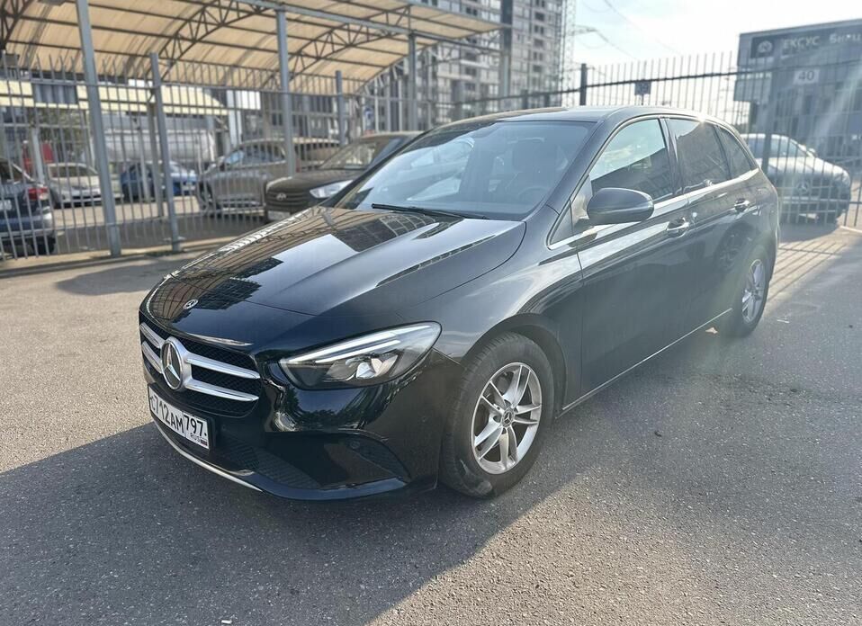Mercedes-Benz B-Класс 180 1.3 AMT (136 л.с.)