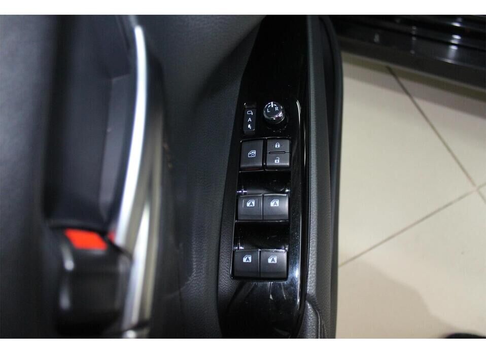 Toyota Camry, VIII (XV70) 2.5 AT (181 л.с.)