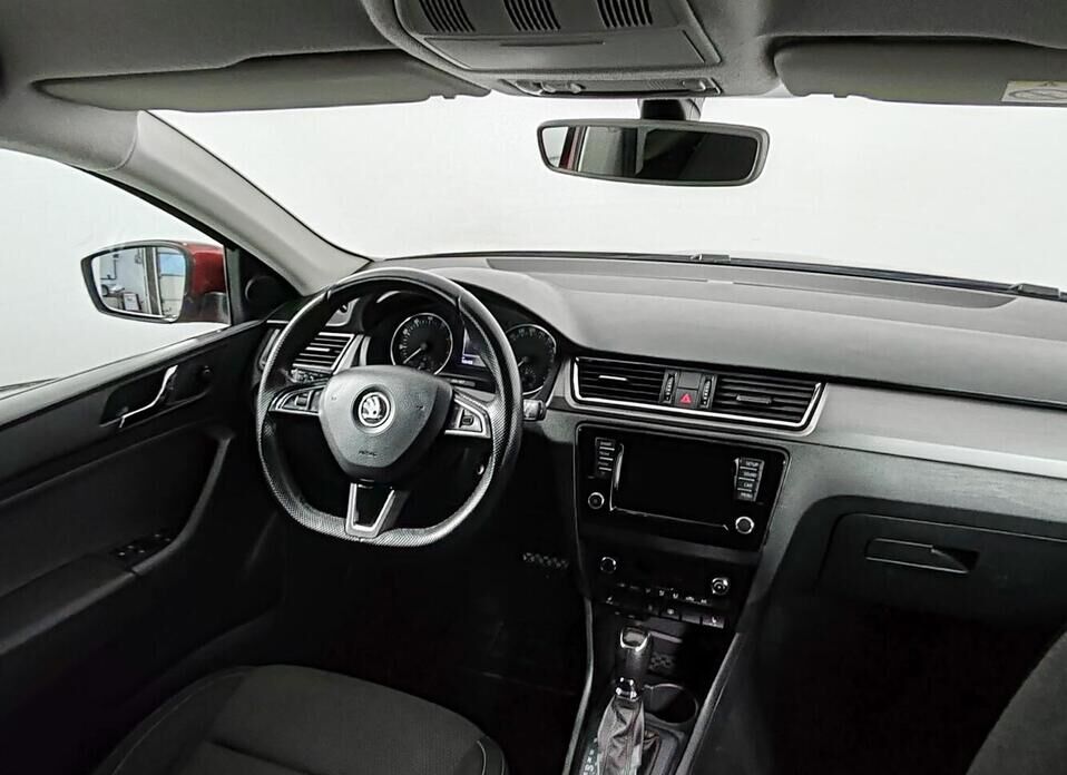 Skoda Rapid, I 1.6 AT (110 л.с.)