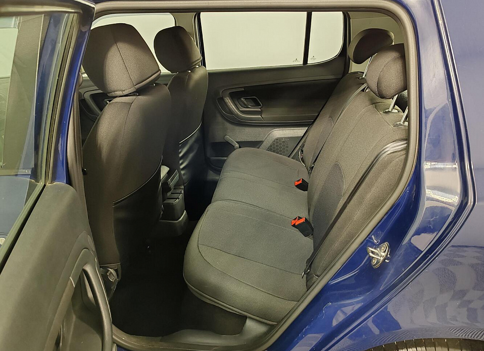 Skoda Fabia, II Рестайлинг 1.4 MT (86 л.с.)