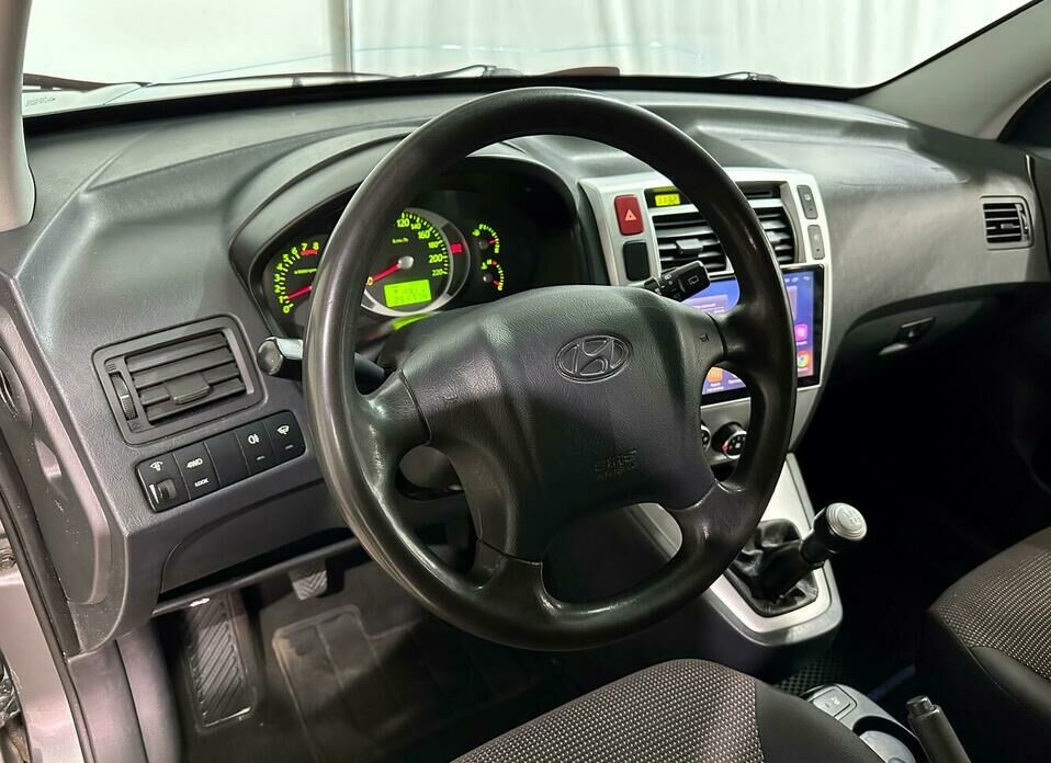 Hyundai Tucson 2.0 MT (140 л.с.) 4WD