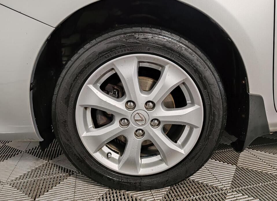 Toyota Corolla 1.6 AT (124 л.с.)