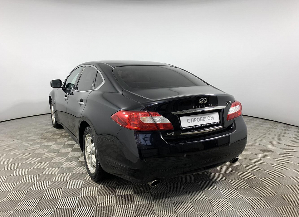 Infiniti Q70, I 3.7 AT (333 л.с.) 4WD