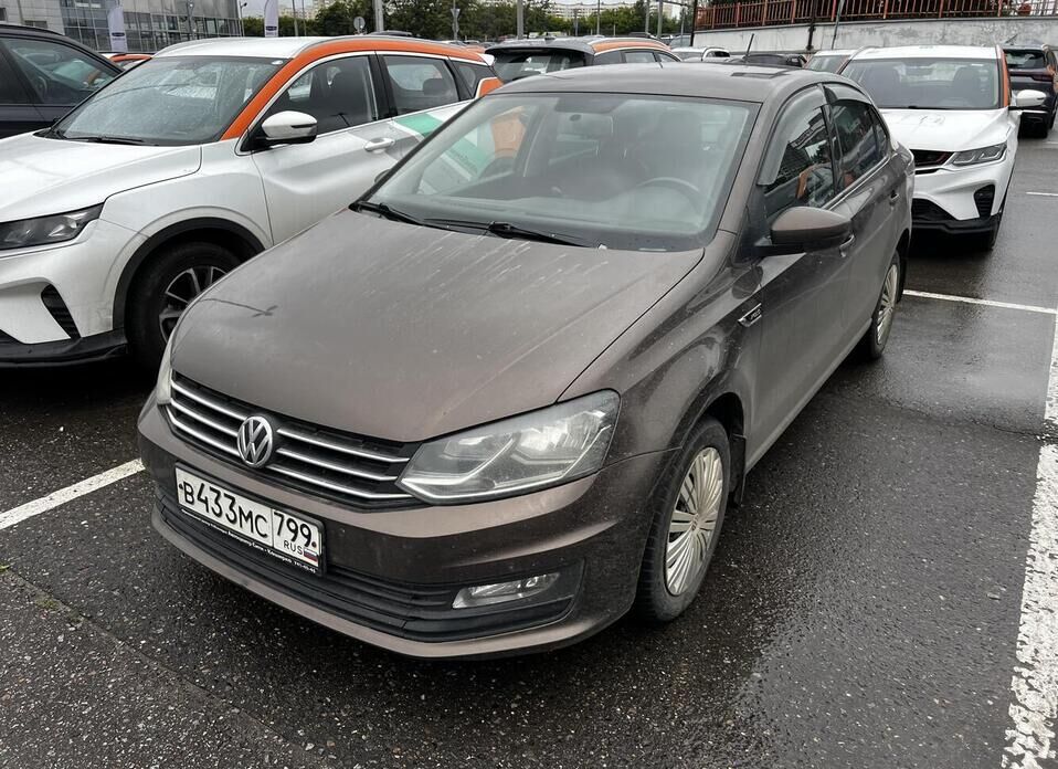 Volkswagen Polo 1.6 AT (110 л.с.)