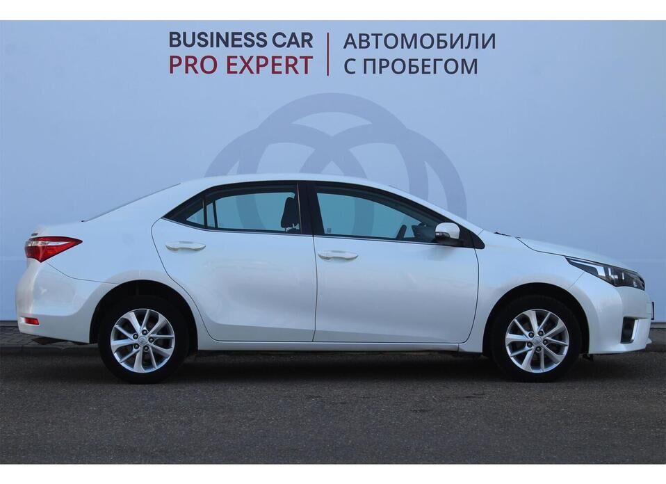 Toyota Corolla 1.6 CVT (122 л.с.)