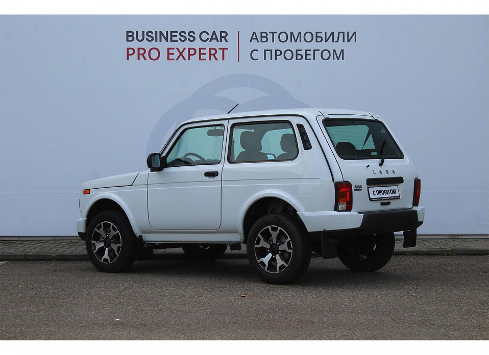 LADA (ВАЗ) Niva Legend 1.7 MT (83 л.с.) 4WD